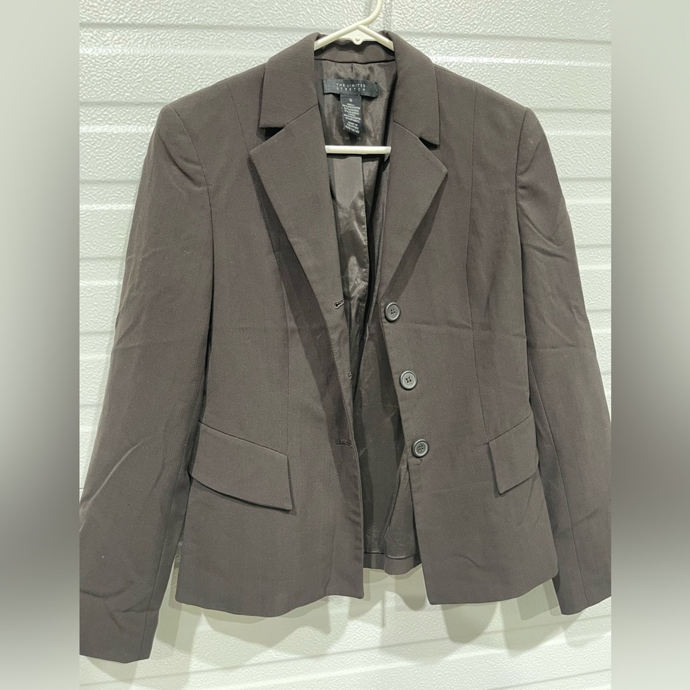 The Limited Stretch dark brown women’s business suit jacket. Medium